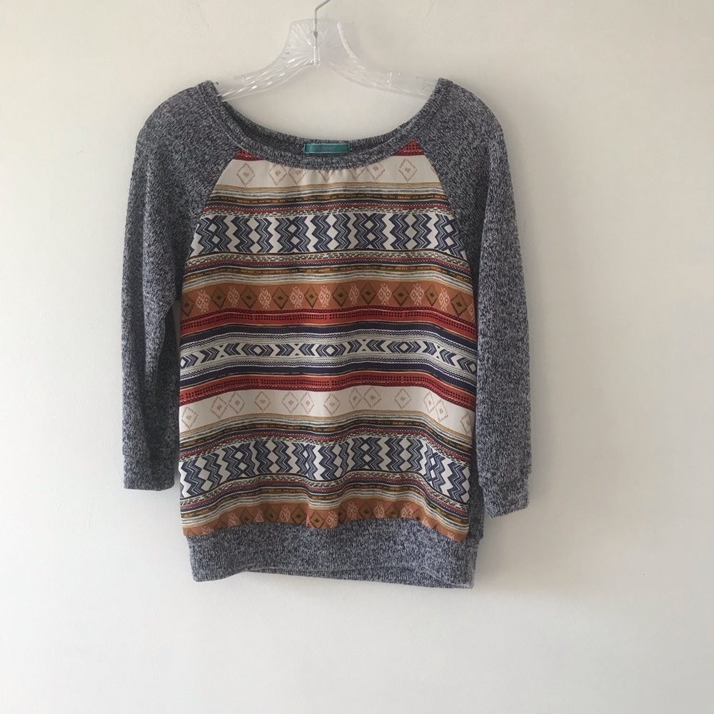 Julie’s‎ closet burnout Aztec shirt